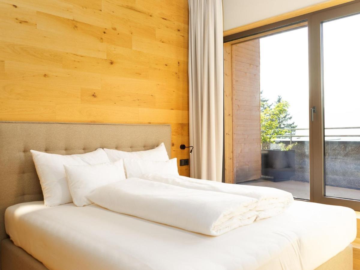 Cosy Apartment In Schroecken With Balcony Buitenkant foto